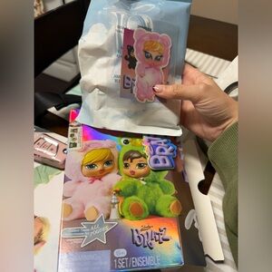 Bratziez Blind Box - Pink (Chloe)